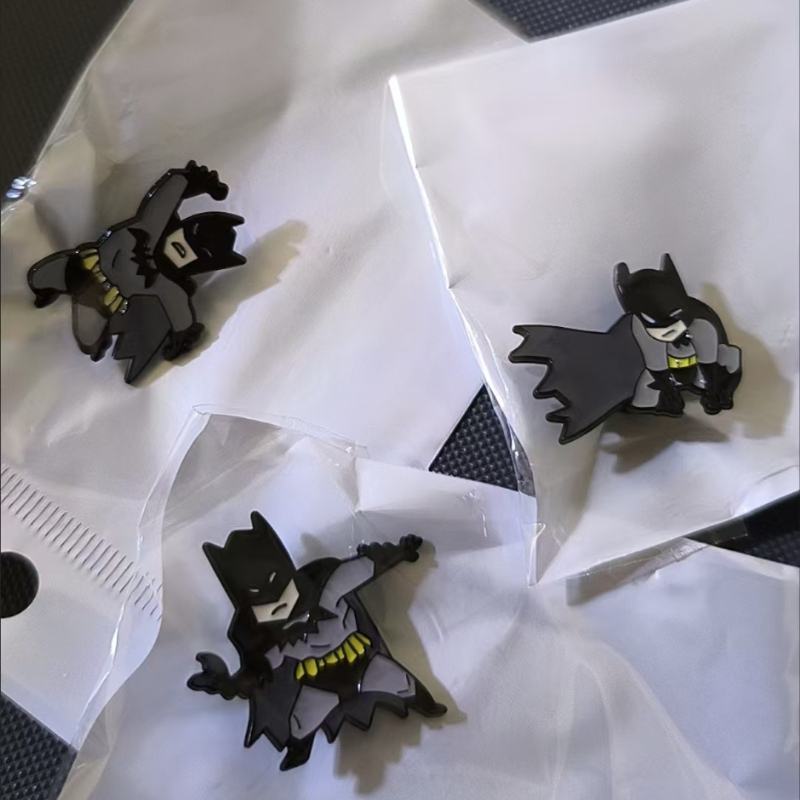 Anime Kingdom Merchandise - Товар фильма «Бэтмен» с героями мультфильмов,